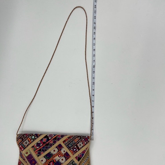 Boho Embroidered crossbody envelope purse - Picture 12 of 13